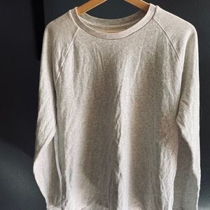 GAP sweatshirt